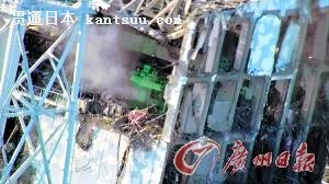 3月16日,日本自卫队员在直升机上拍摄的福岛第一核电站被损坏的设施。 3月16日,日本自卫队员在直升机上拍摄的福岛第一核电站被损坏的设施。