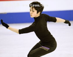 四大陸フィギュアの公式練習で調整する宇野昌磨(11日、ソウル)=共同