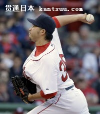 ナショナルズ戦の9回に登板し、三つのアウトをすべて三振で締めたレッドソックス・田沢(13日、ボストン)=AP