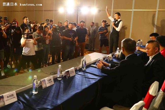 来感受一下本场比赛的关注度吧